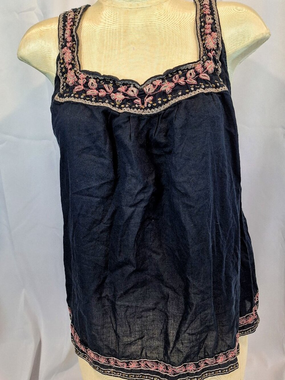 Lucky Brand Black with Pink Floral Embroidered Detail Sleeveless Top Tank L